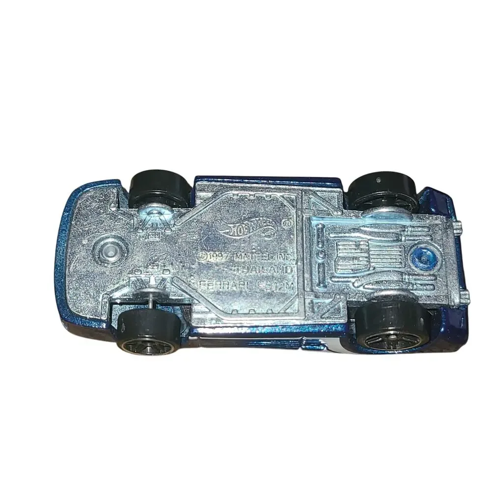 2011 Hot Wheels Ferrari F512M Blue 1:64 Diecast 2 7/8